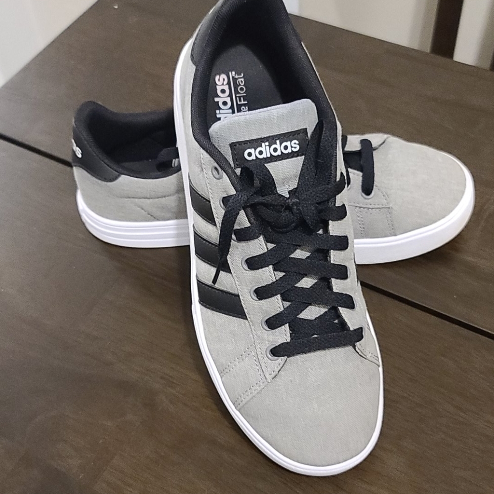 Adidas daily 2.0